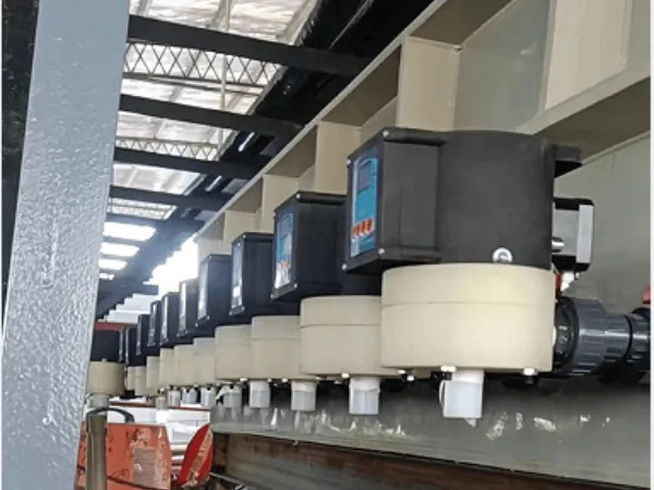 新型隔膜式加药装置